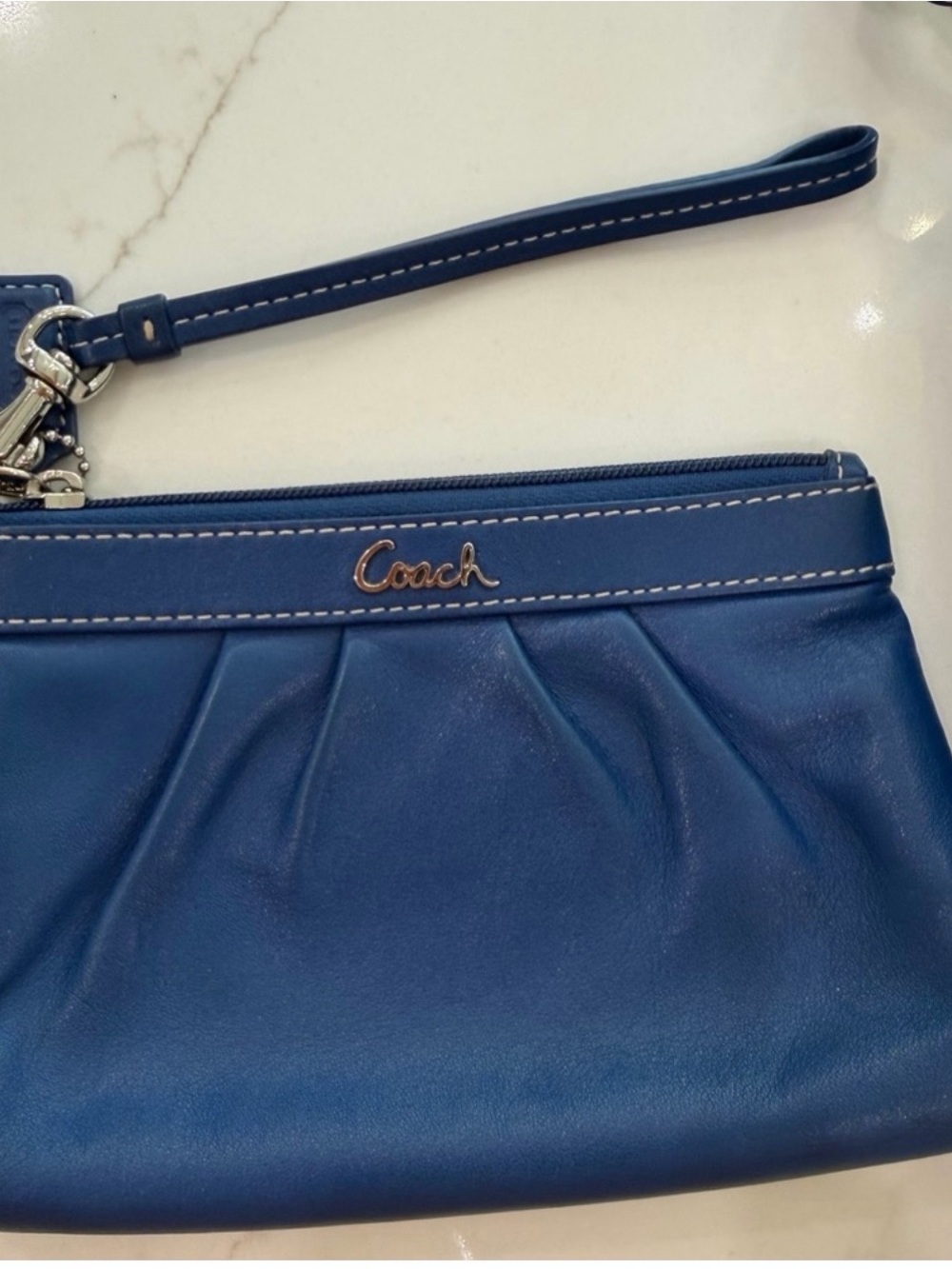 Vintage Y2K Era Coach SoHo Cobalt Blue Coin Purse- excellent condition